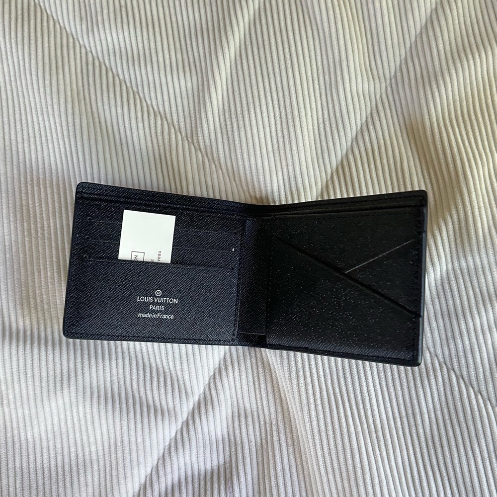 Men’s Monogram Eclipse Leather Money Clip - Black and Gray - Picture 2 of 3